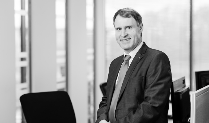 Paul Gibbs celebrates 30 years in insurance broking with One Broker